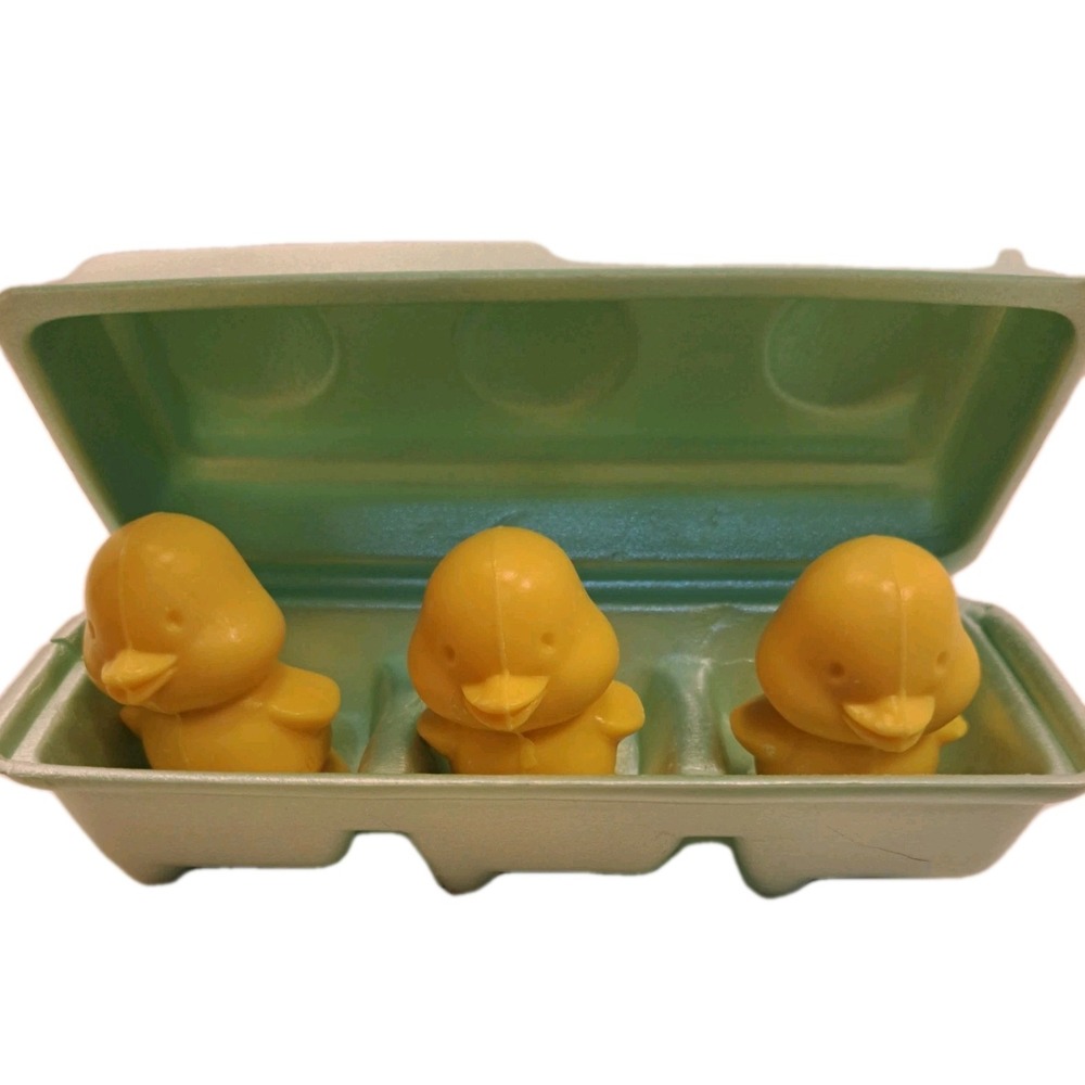 Vintage Avon "Darling Ducklings" Three Fragranced Soaps 1983 Spring Yellow Fun